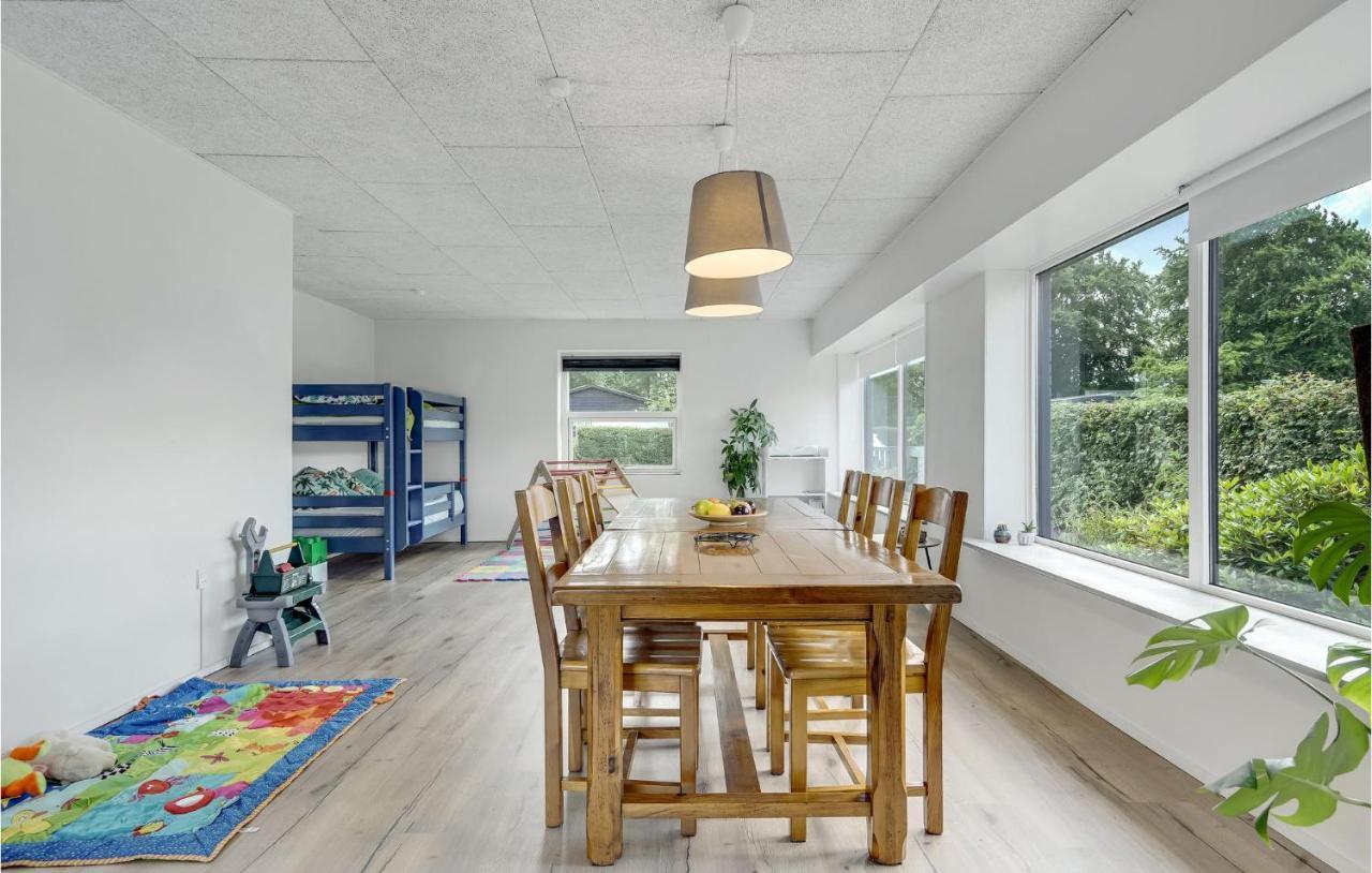 Nice Home In Billund With Kitchen Exteriör bild