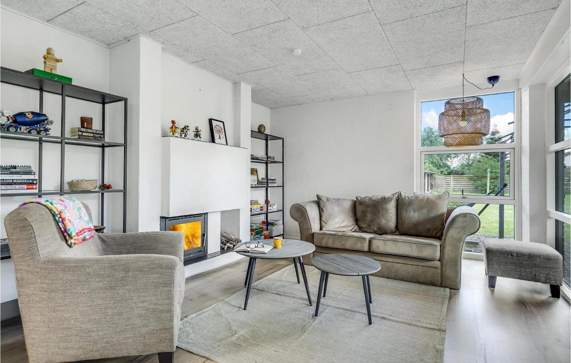 Nice Home In Billund With Kitchen Exteriör bild